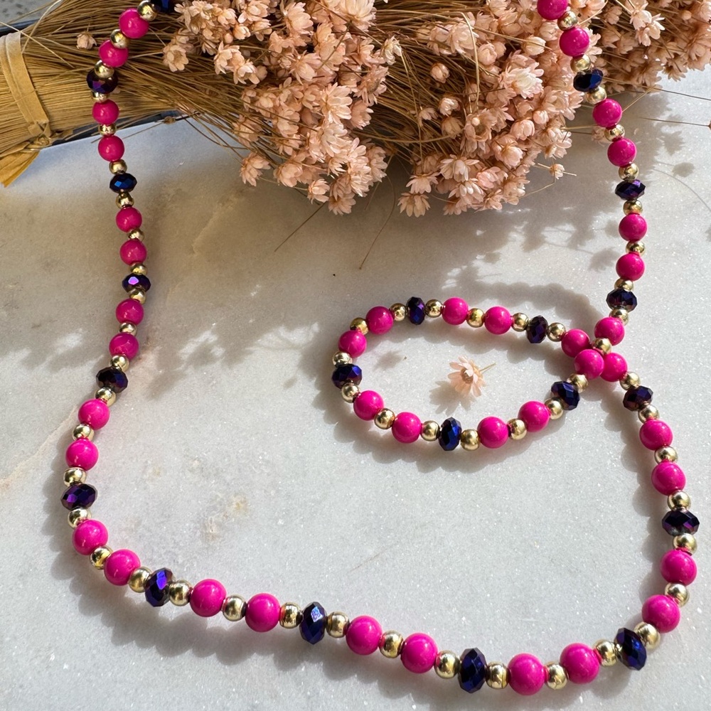 NWT Elegant Pink and Gold and purple Crystal Beaded Necklace